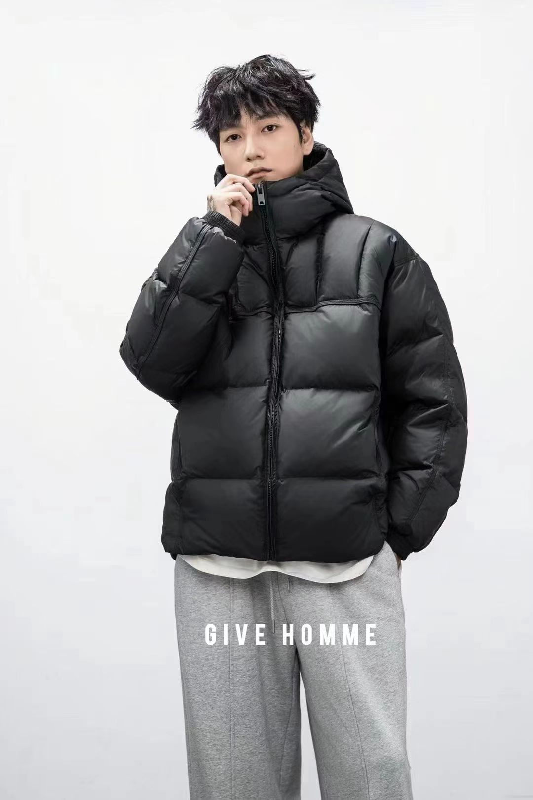 保暖常规连帽男士羽绒服2025外套冬季耐脏短款百搭短款男士宽松