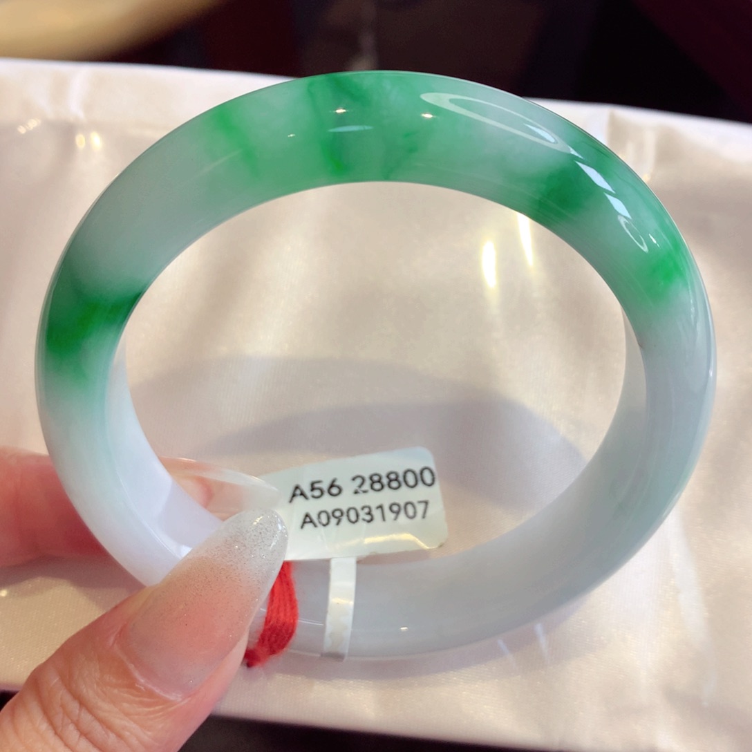 未镶嵌手镯翡翠56圈半山水飘绿（13号）