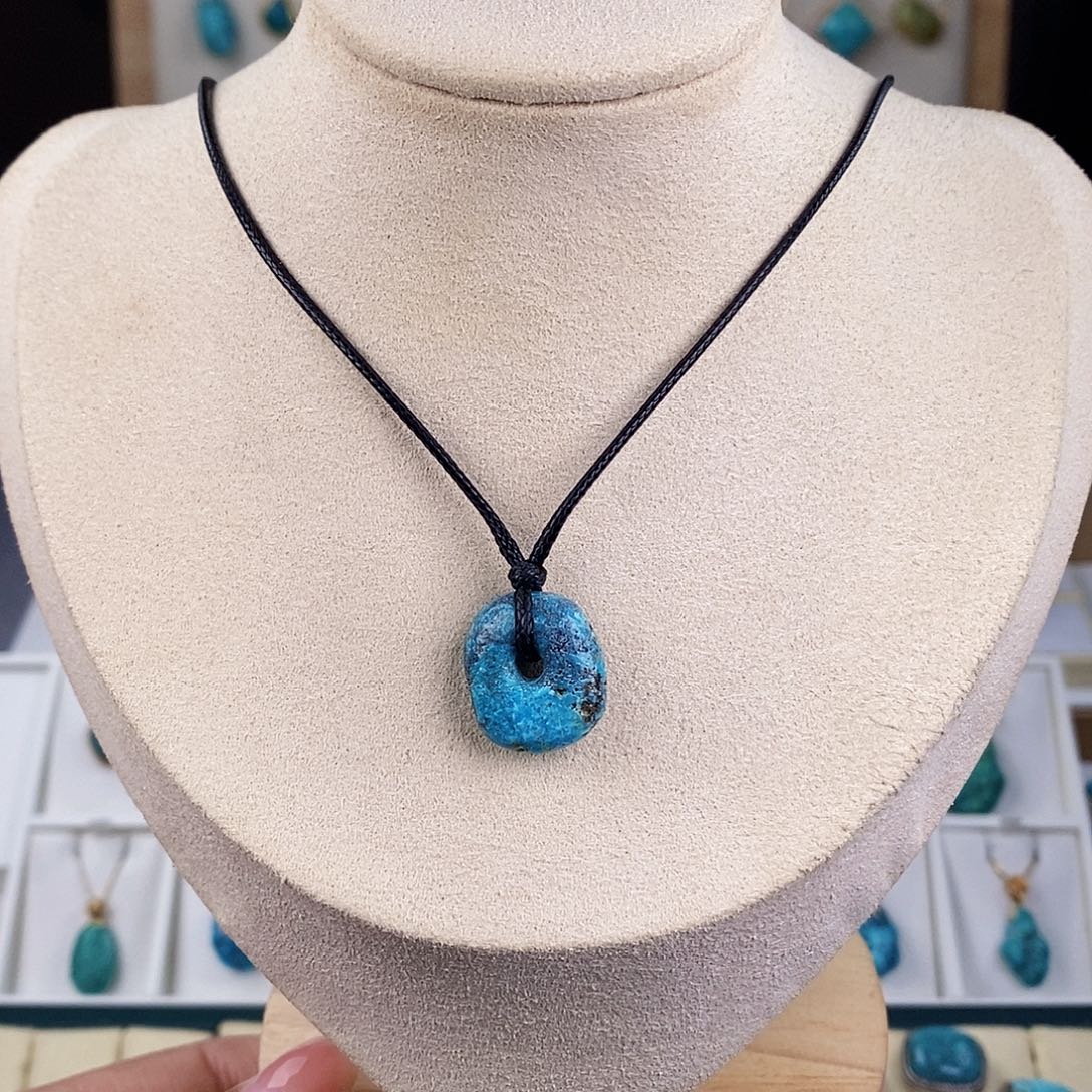 绿松石未镶嵌颈饰绿松石颈饰