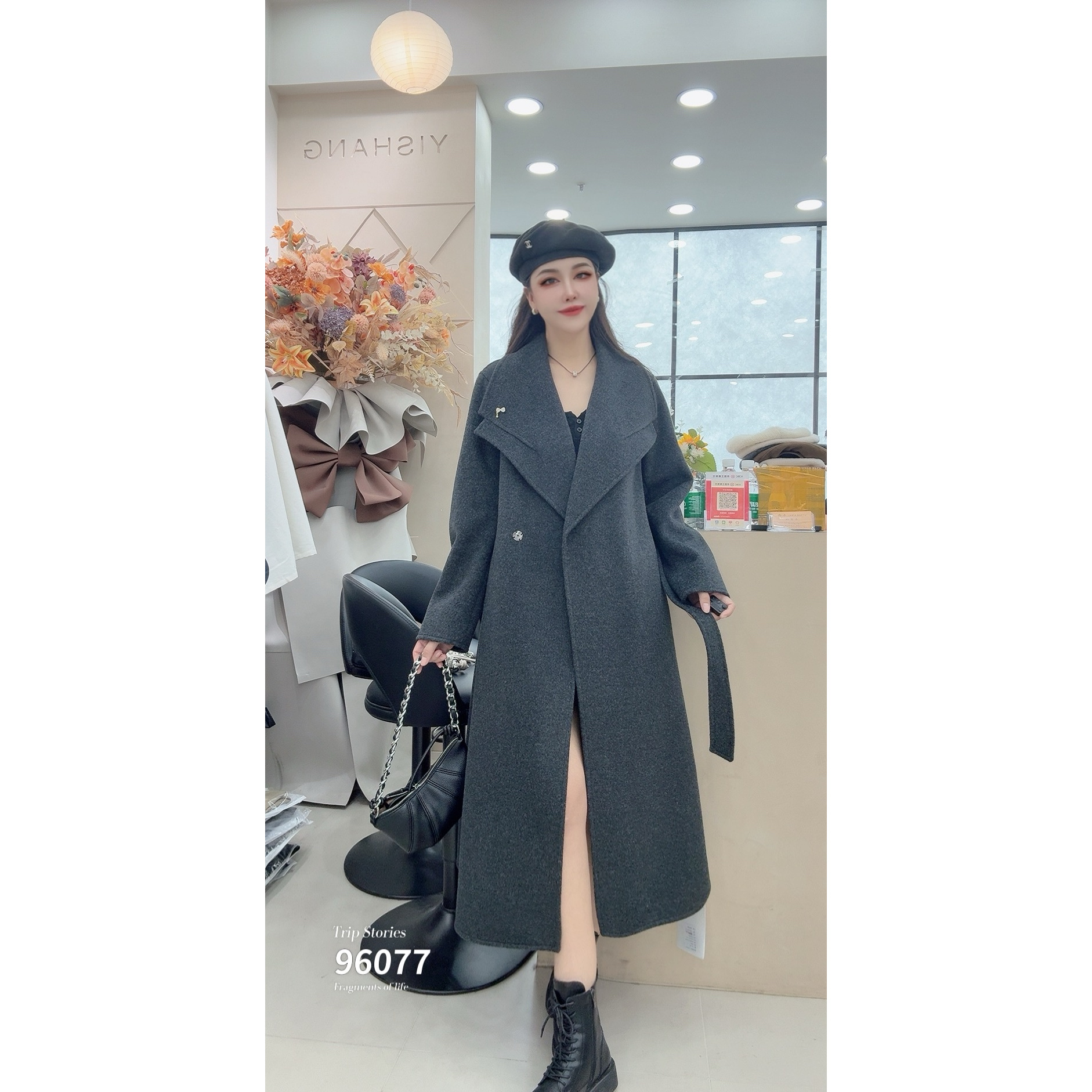 96077 秋冬新款女士气质韩版时尚大衣 YS三楼