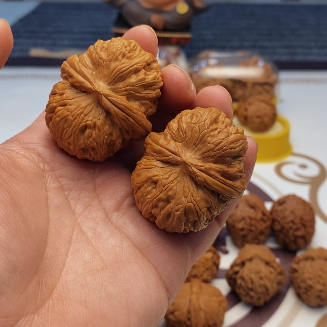 文玩核桃吊坠元宝45尺全品