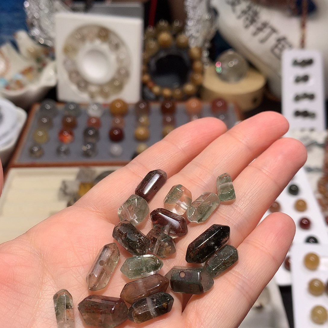 水晶未镶嵌颈饰多样化发2个043