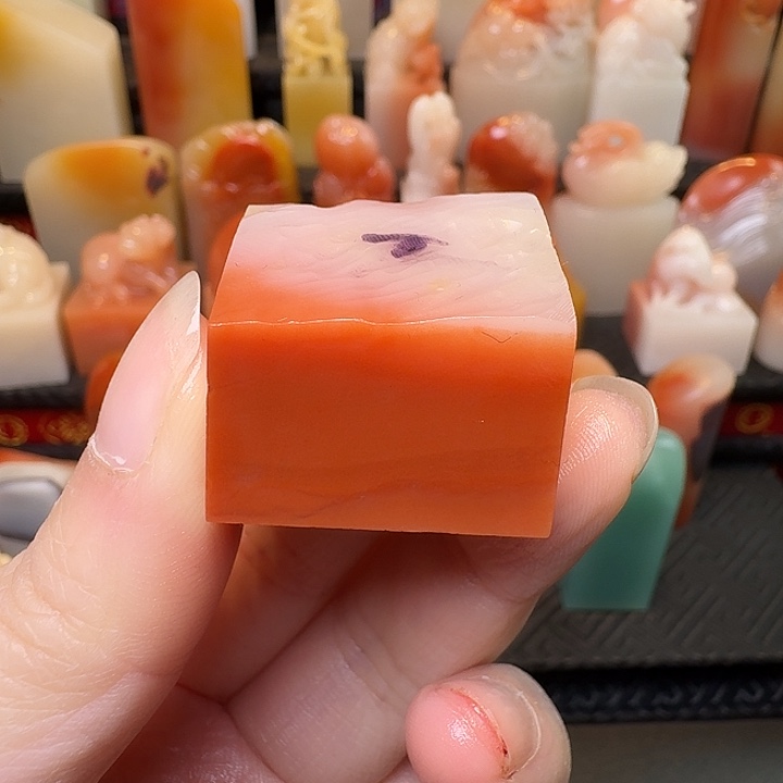 老挝石漂亮的好看的