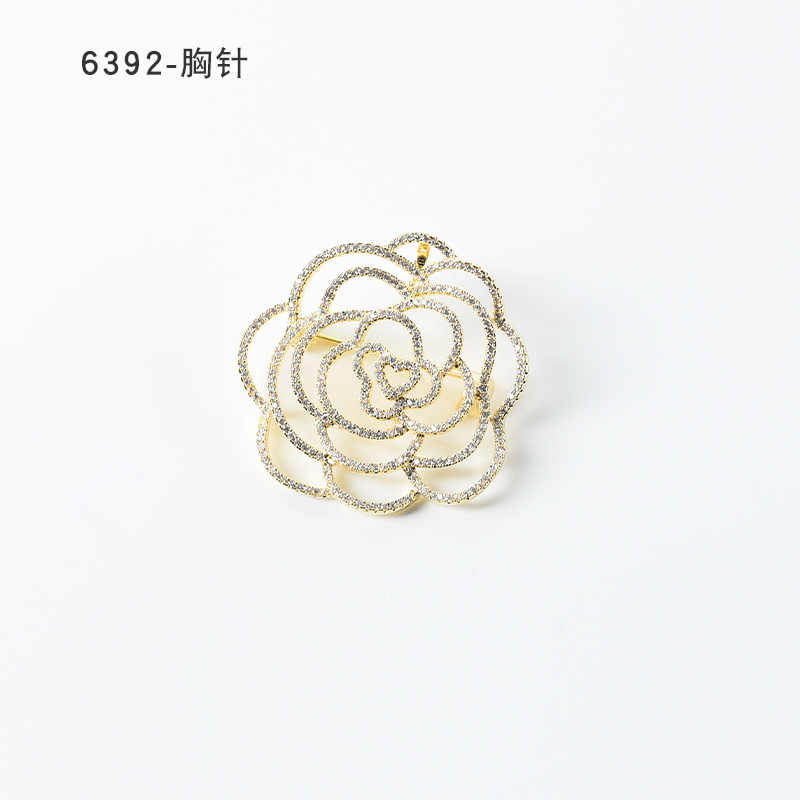 镀K金 REGIS  胸针～6392