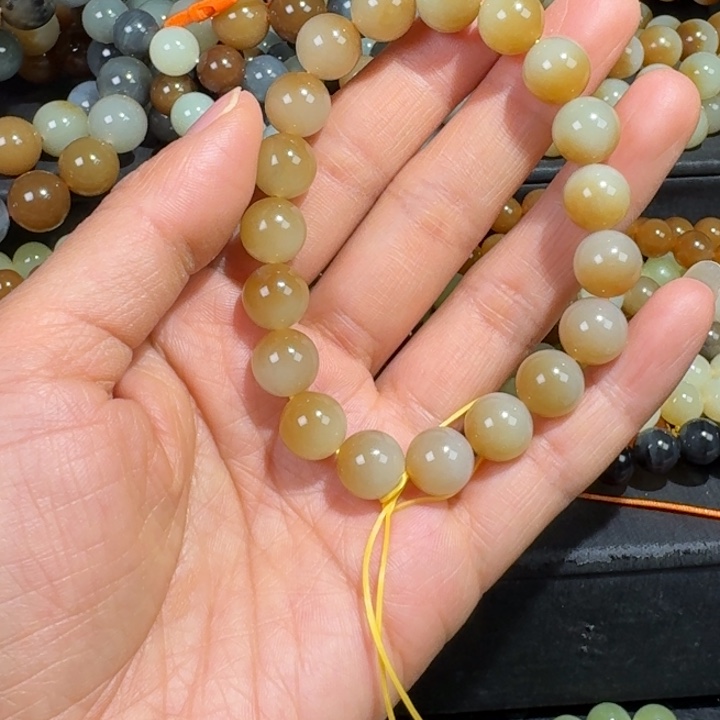 和田玉（糖玉）未镶嵌手链