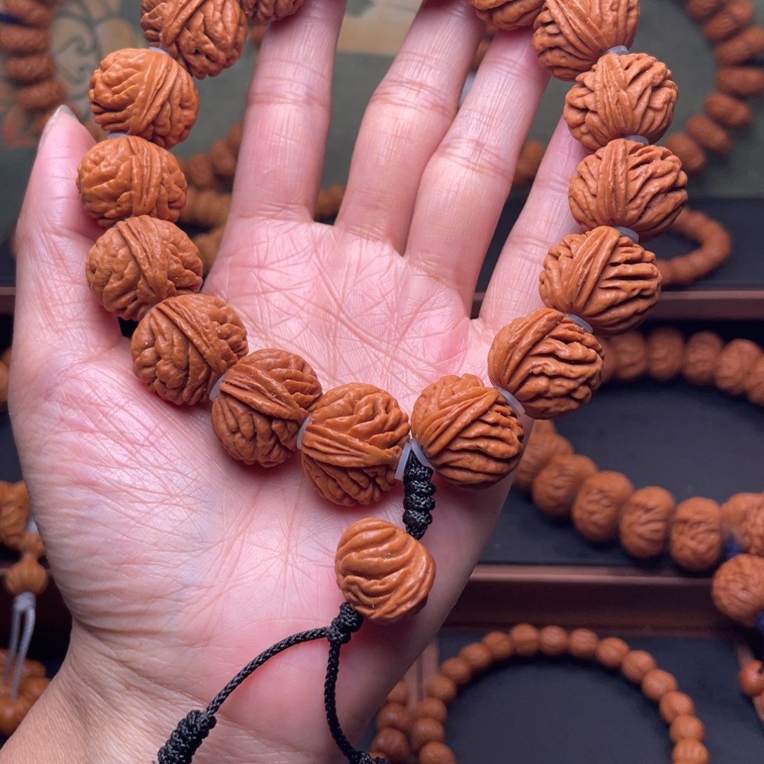 桃核手串19刺龙纹