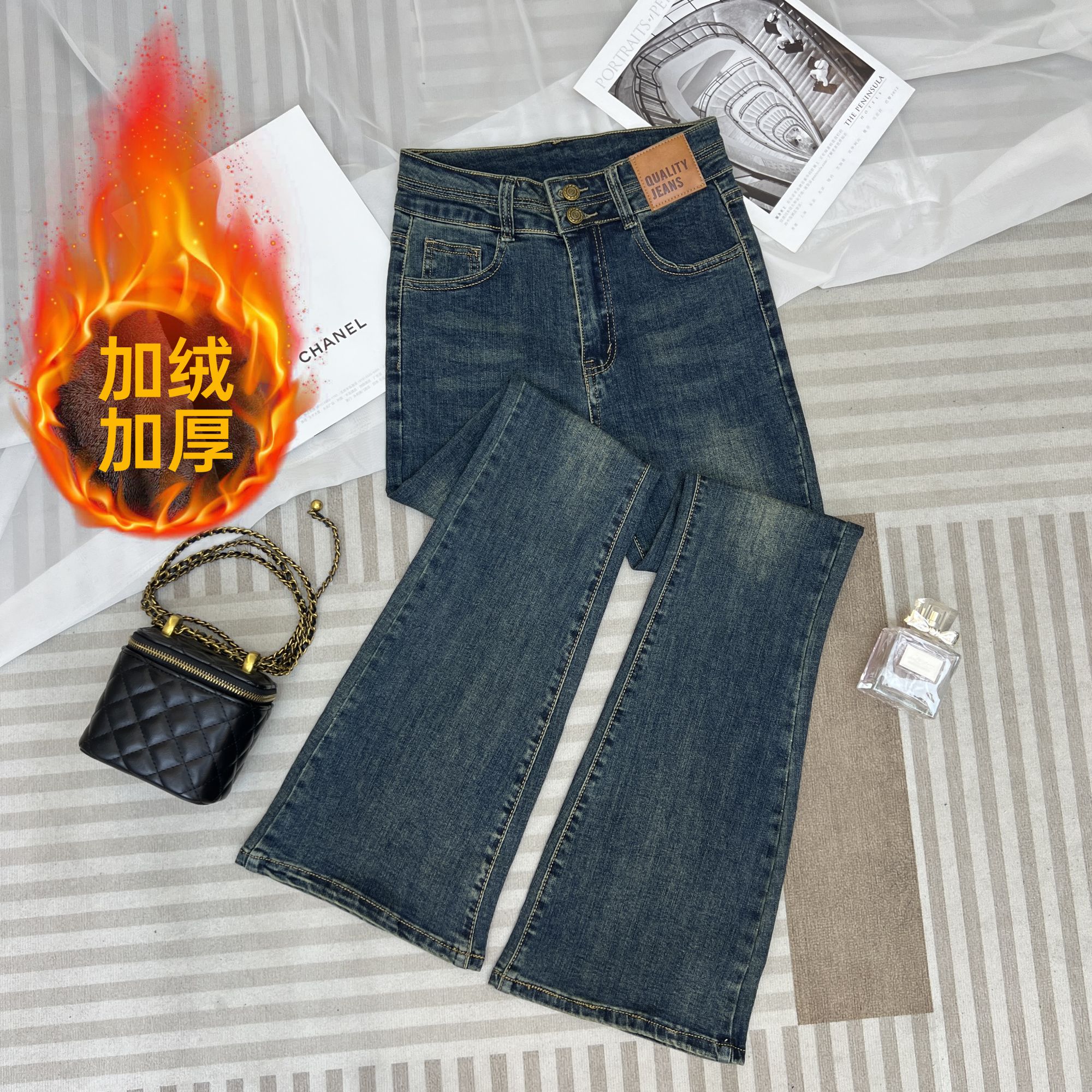 微喇叭牛仔裤女2025秋冬加绒加厚新款高腰修身弹力显瘦百搭裤子女