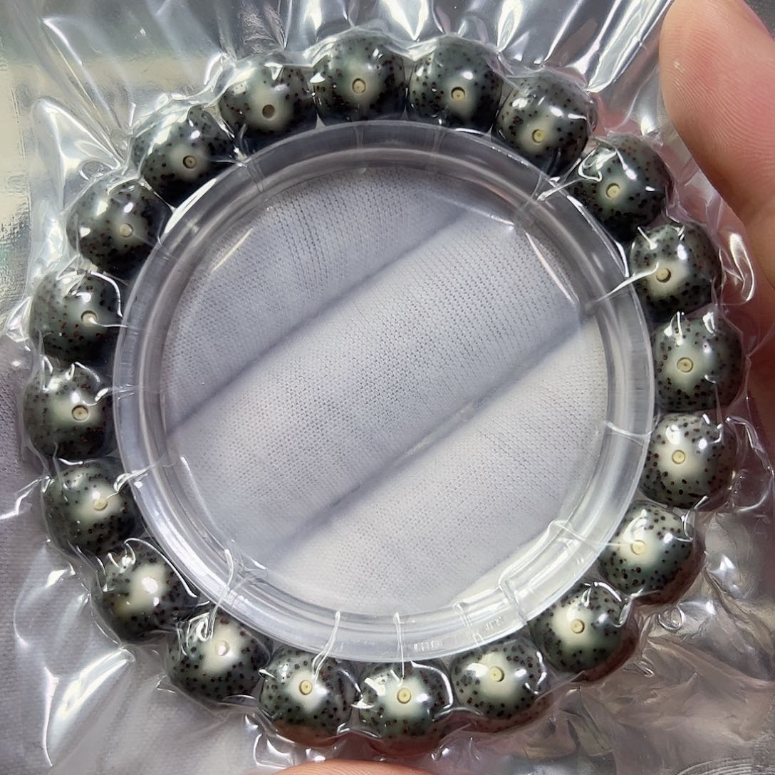 星月菩提手串12绿包白小细星a15
