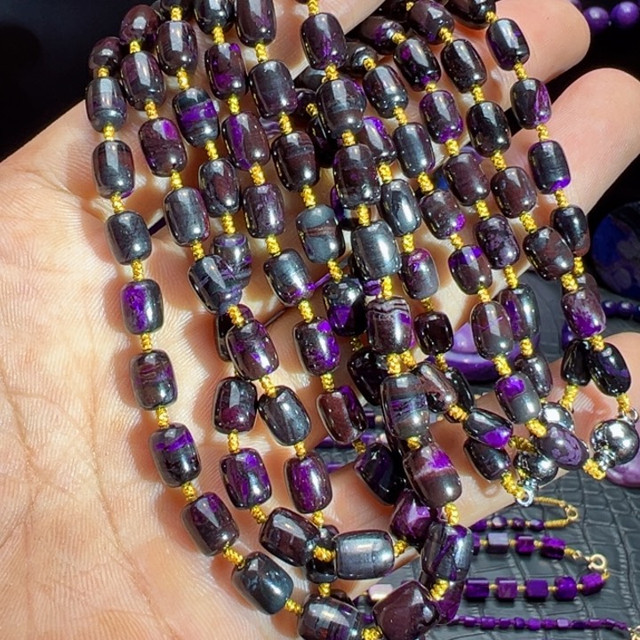 未镶嵌苏纪石（舒俱来）项链