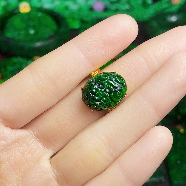 翡翠银S925镶嵌颈饰多样性