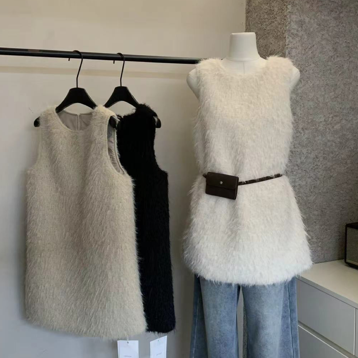 abow@23768 韩系毛毛显瘦百搭叠穿背心裙 (裙长约80)12-26