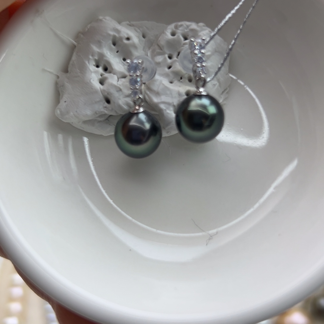 银S925镶嵌耳饰海水珍珠9.2mm正圆无暇孔雀绿三颗石