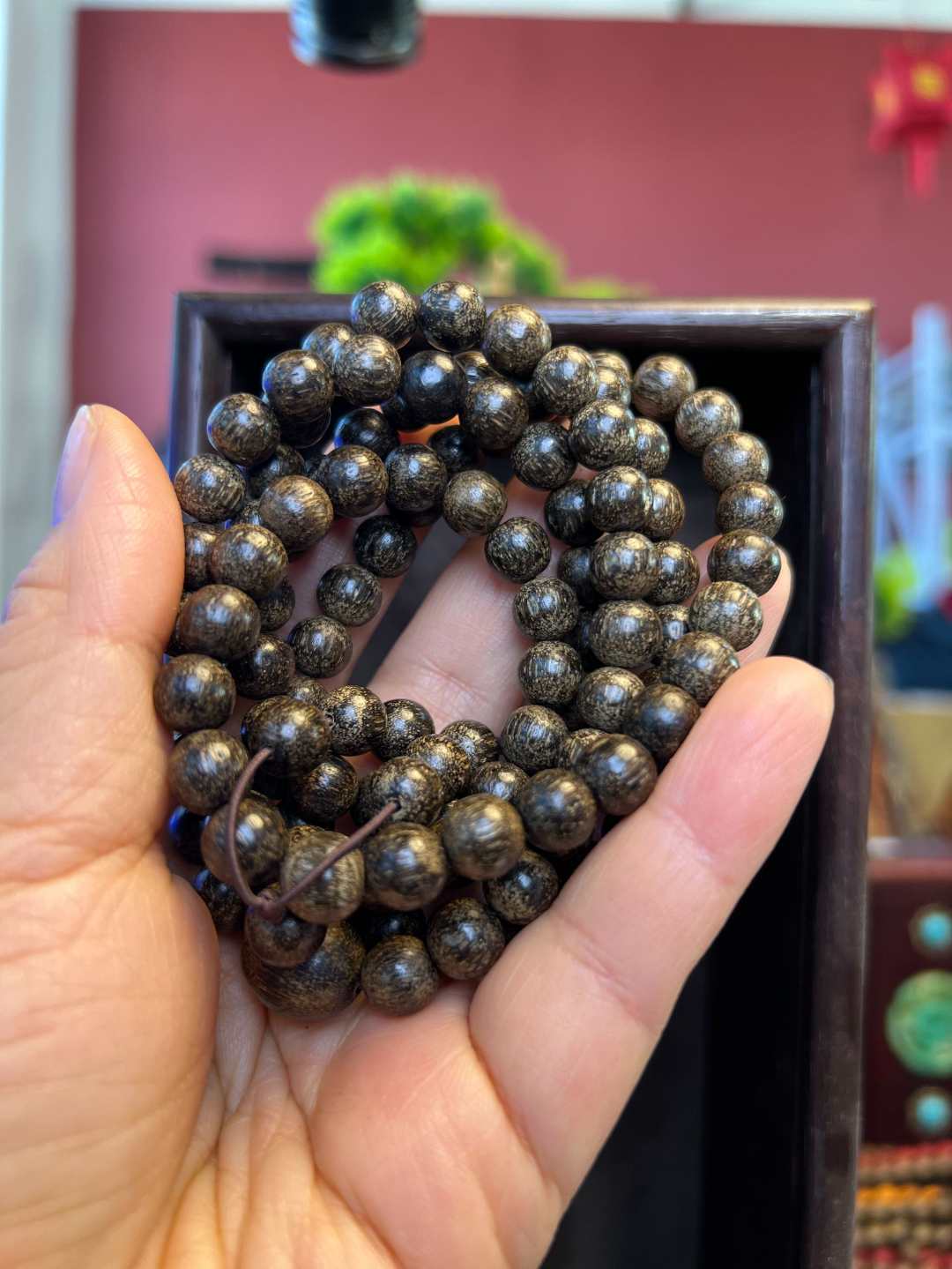 【闪购】沉香+木盒 达拉干雷J野料8MM-135