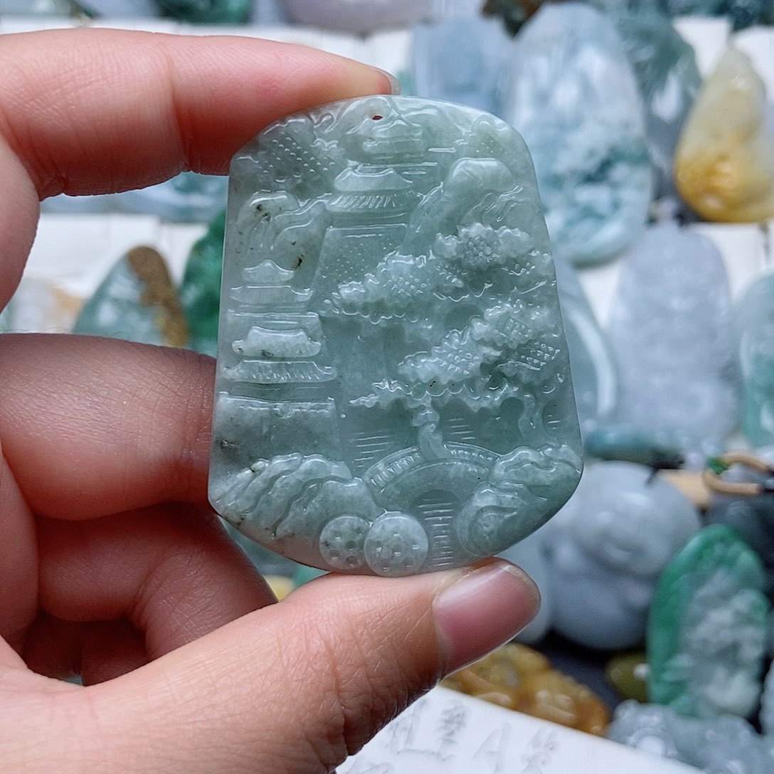 翡翠未镶嵌颈饰翡翠