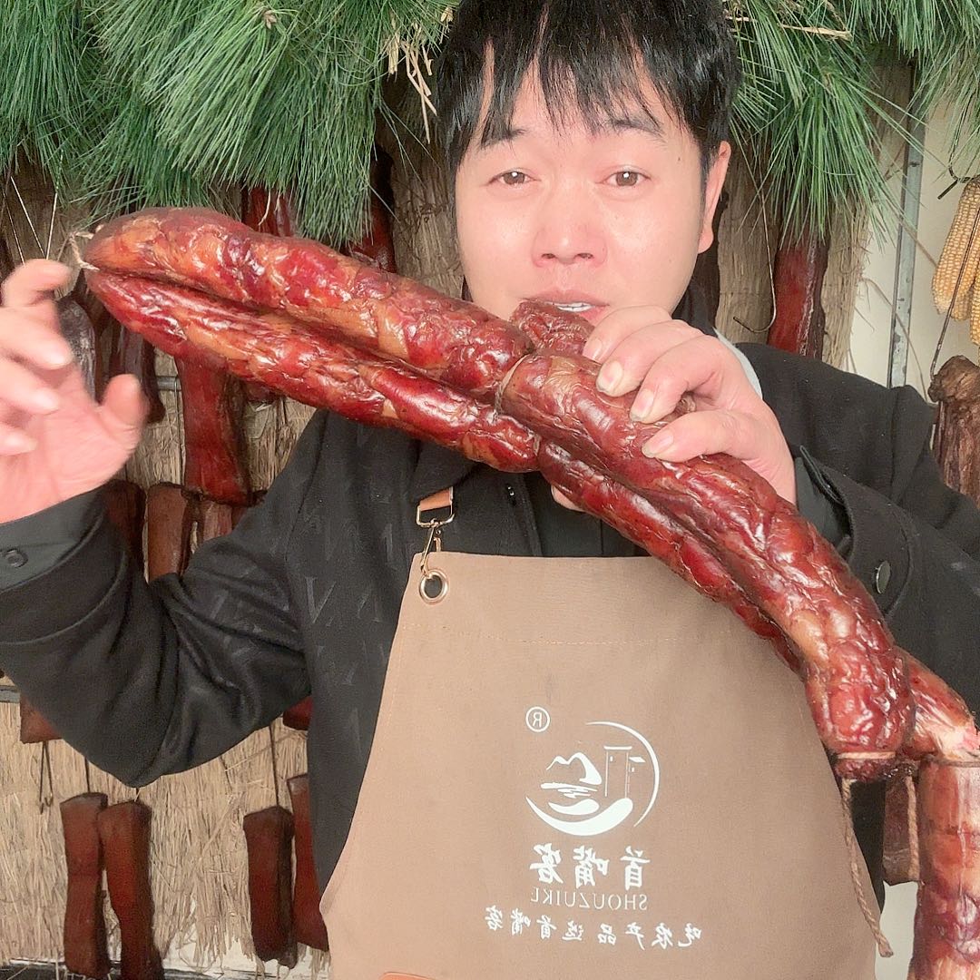 10斤香肠和一块五花肉
