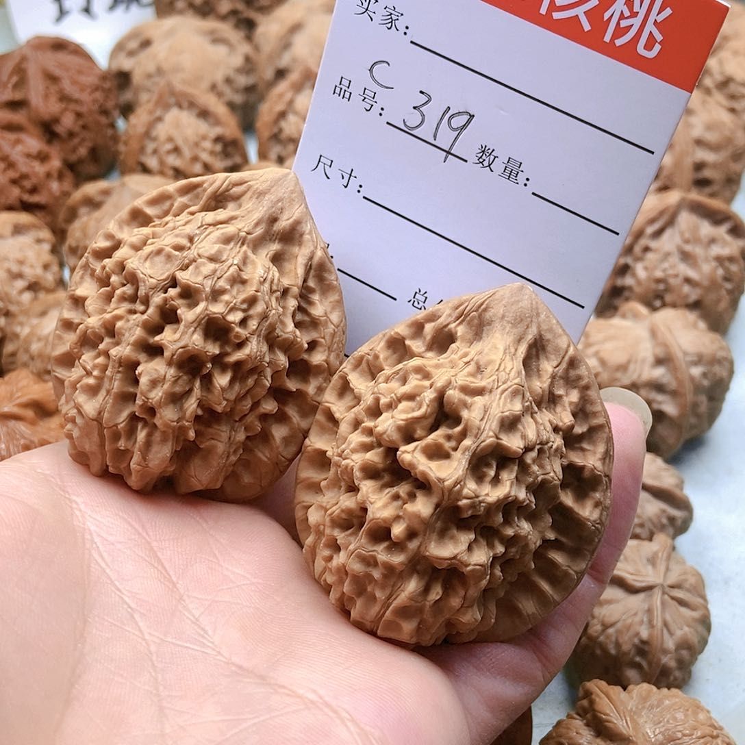 把件桃核?****?319号官帽44尺