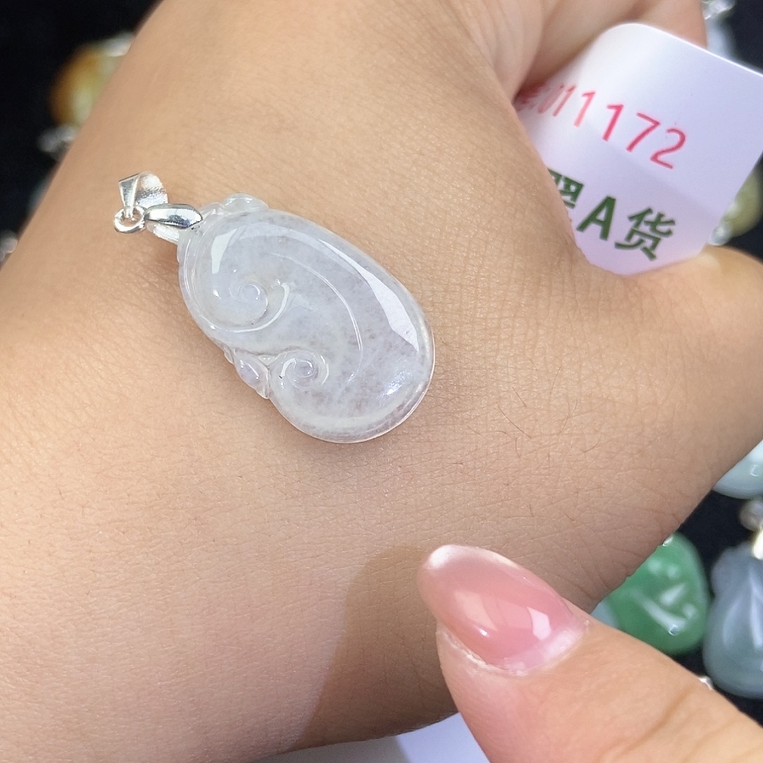 翡翠未镶嵌颈饰天然