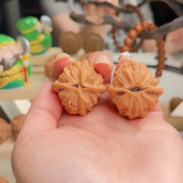 文玩核桃吊坠32尺全品天地 顺丰到付