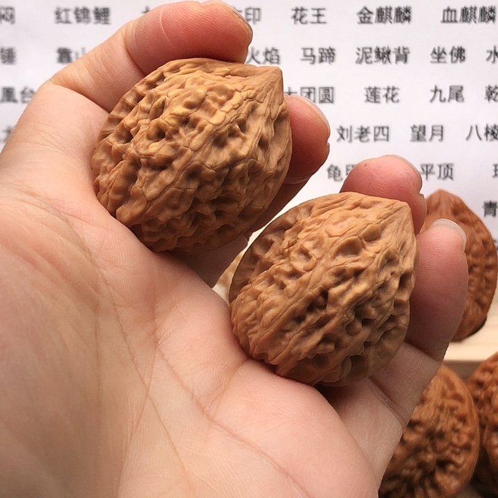 把件文玩核桃野鸡，边33，有浮黄