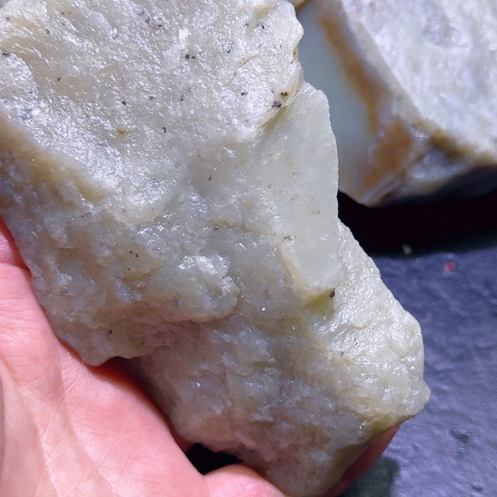 和田玉未镶嵌珠宝半成品