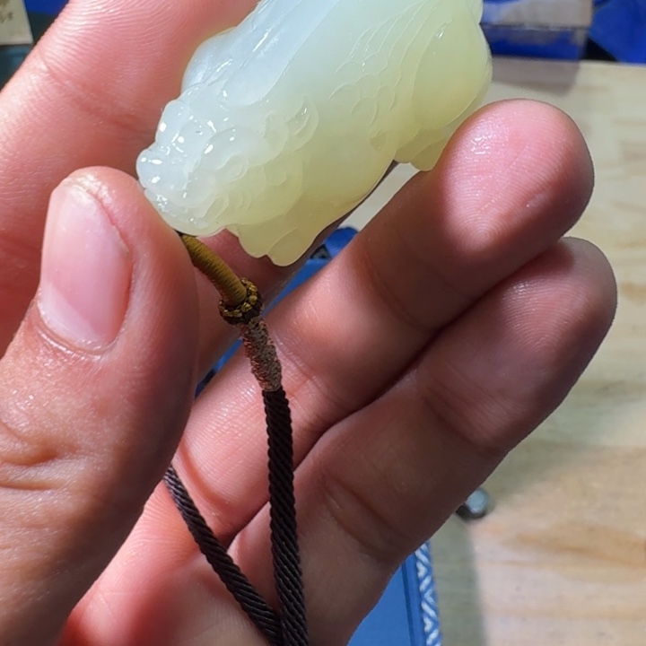 未镶嵌和田玉（糖玉）挂件