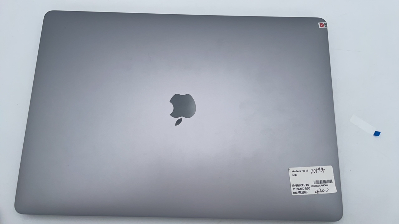 95新 Apple/苹果 MacBookpro162019 i9-9880H8核16线程amd5500m4g
