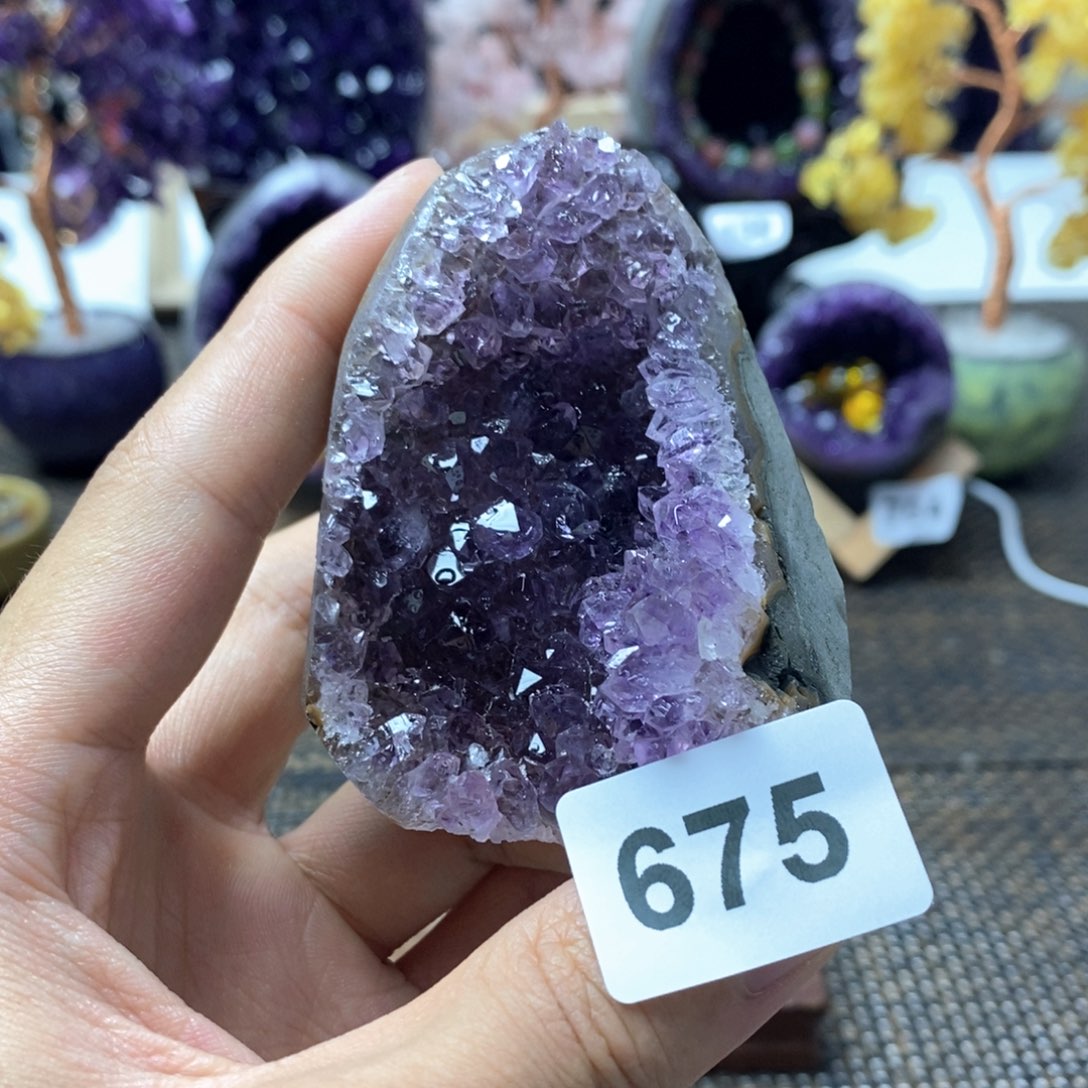 紫晶大型摆件（非配饰）未镶嵌