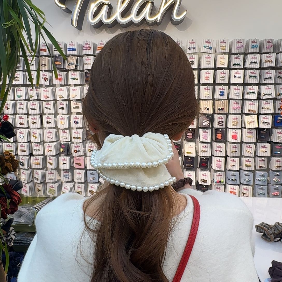 非金属白色丝绒珍珠发圈