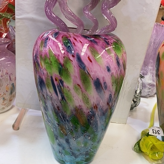 琉璃花瓶高31厘米口径9厘米