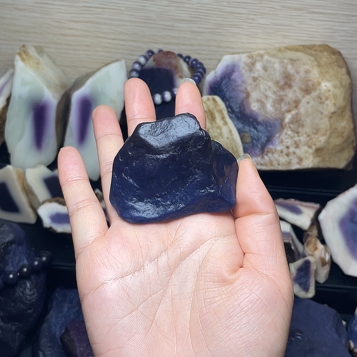 大****石材新疆托克逊紫蛋白