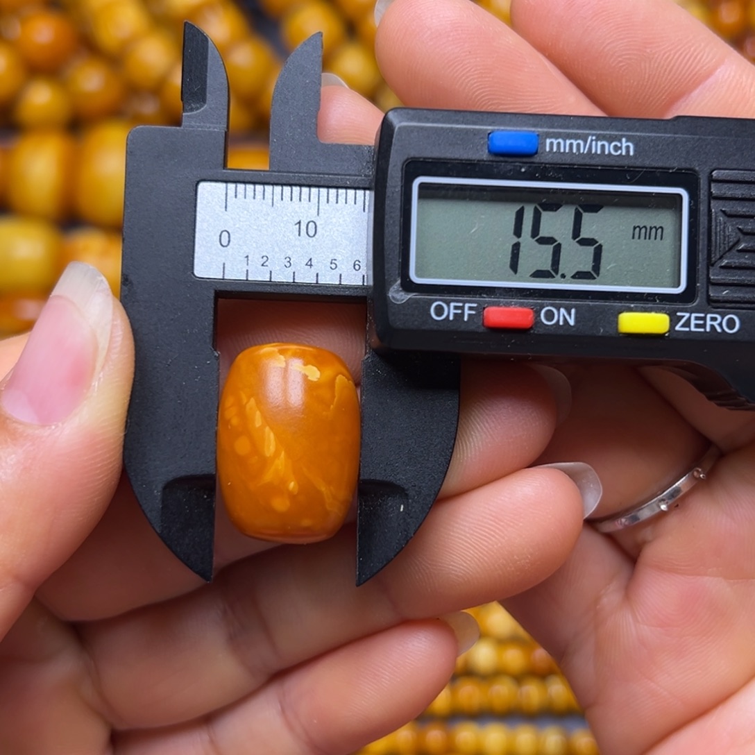 琥珀未镶嵌吊坠(不含链)