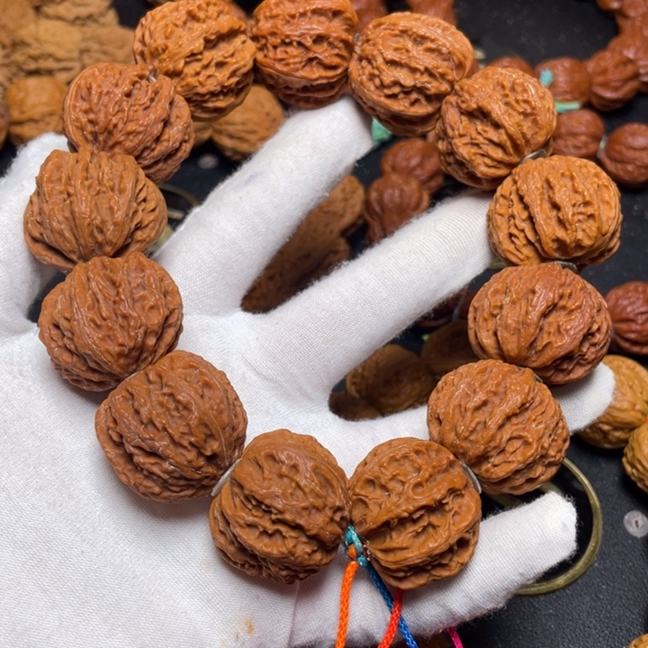 文玩核桃手串霸王龙小圈手持