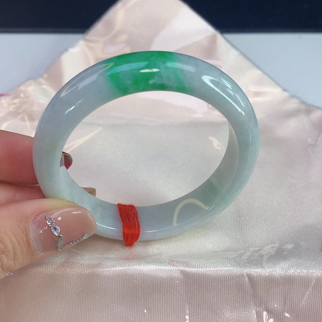 翡翠手镯未镶嵌天然A货翡翠042