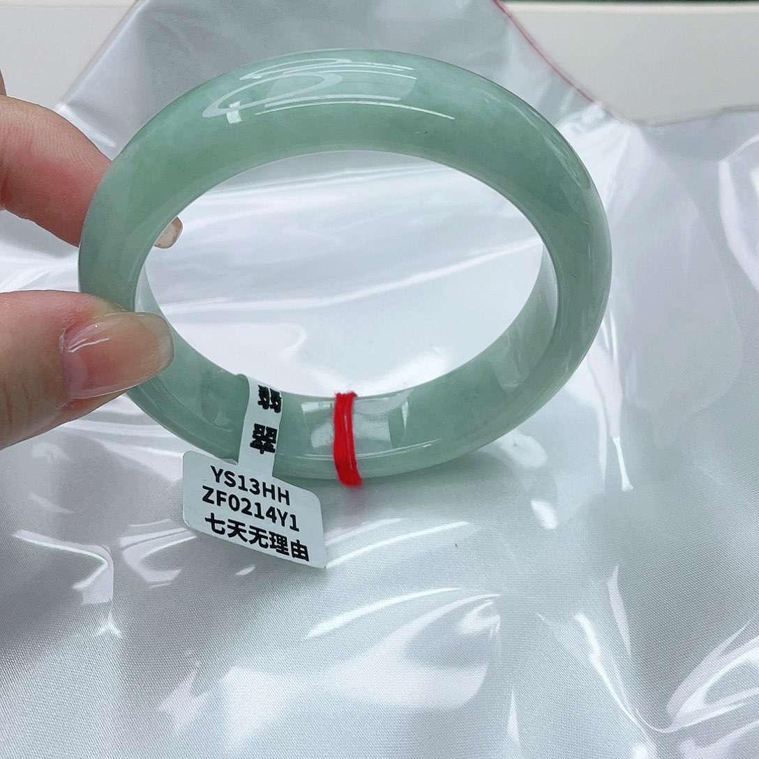 翡翠手镯未镶嵌正59.5