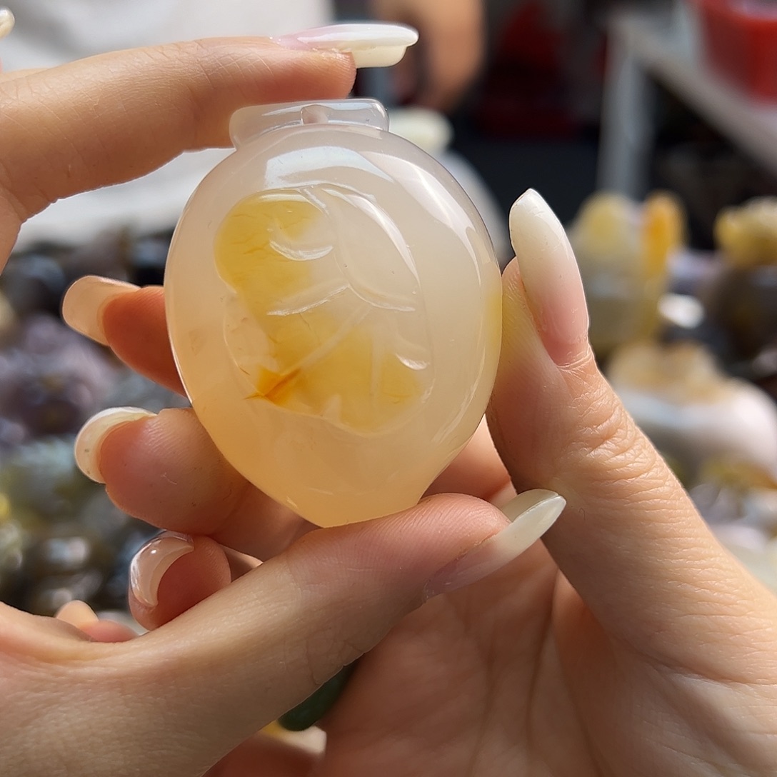 玛瑙/玉髓未镶嵌吊坠(不含链)