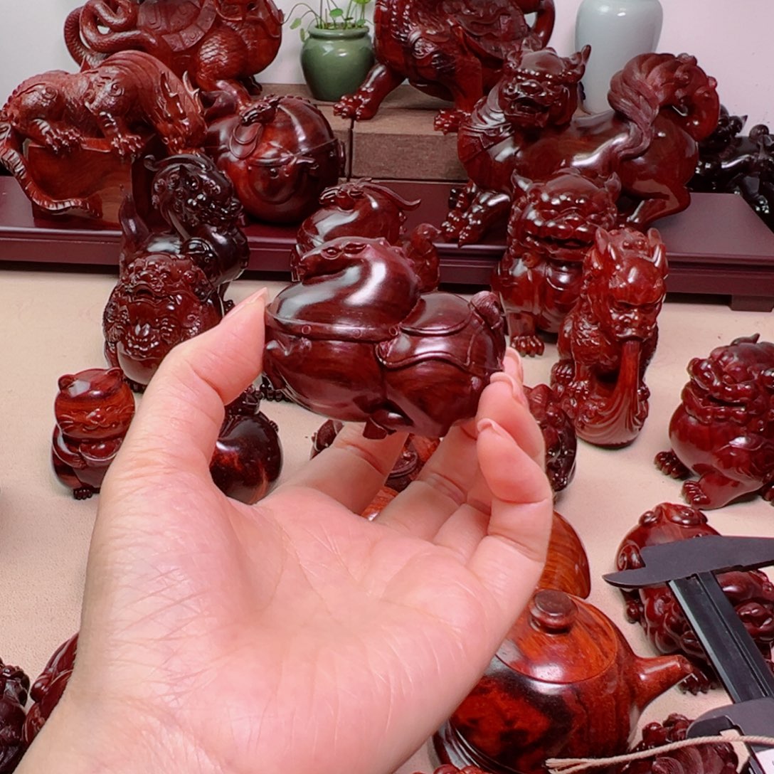 额***河檀香紫檀（小叶紫檀）