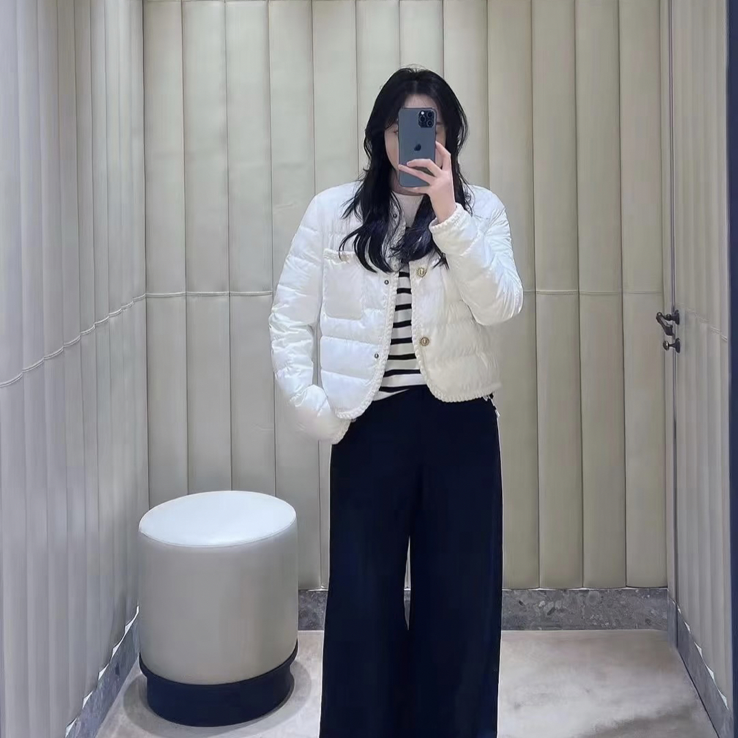 未使用 MONCLER ARISTEO 白色轻薄款小香风羽绒服外套 1码 1852
