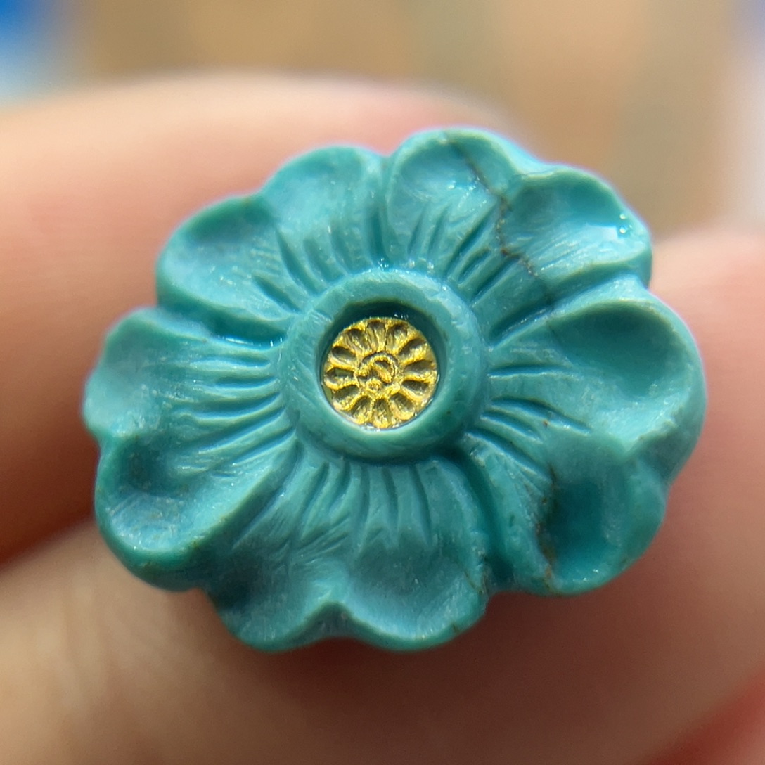 绿松石未镶嵌珠宝奇石