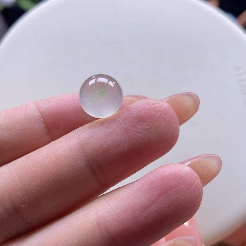 【闪购商品】翡翠颈饰未镶嵌翡翠高冰茶飘绿珠卡11m