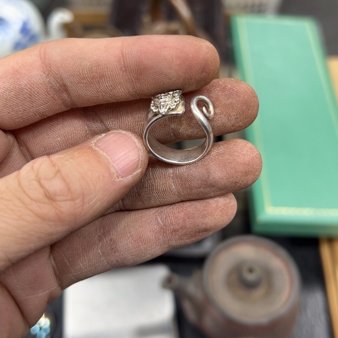 孙***伟足银日本中古工艺品摆件