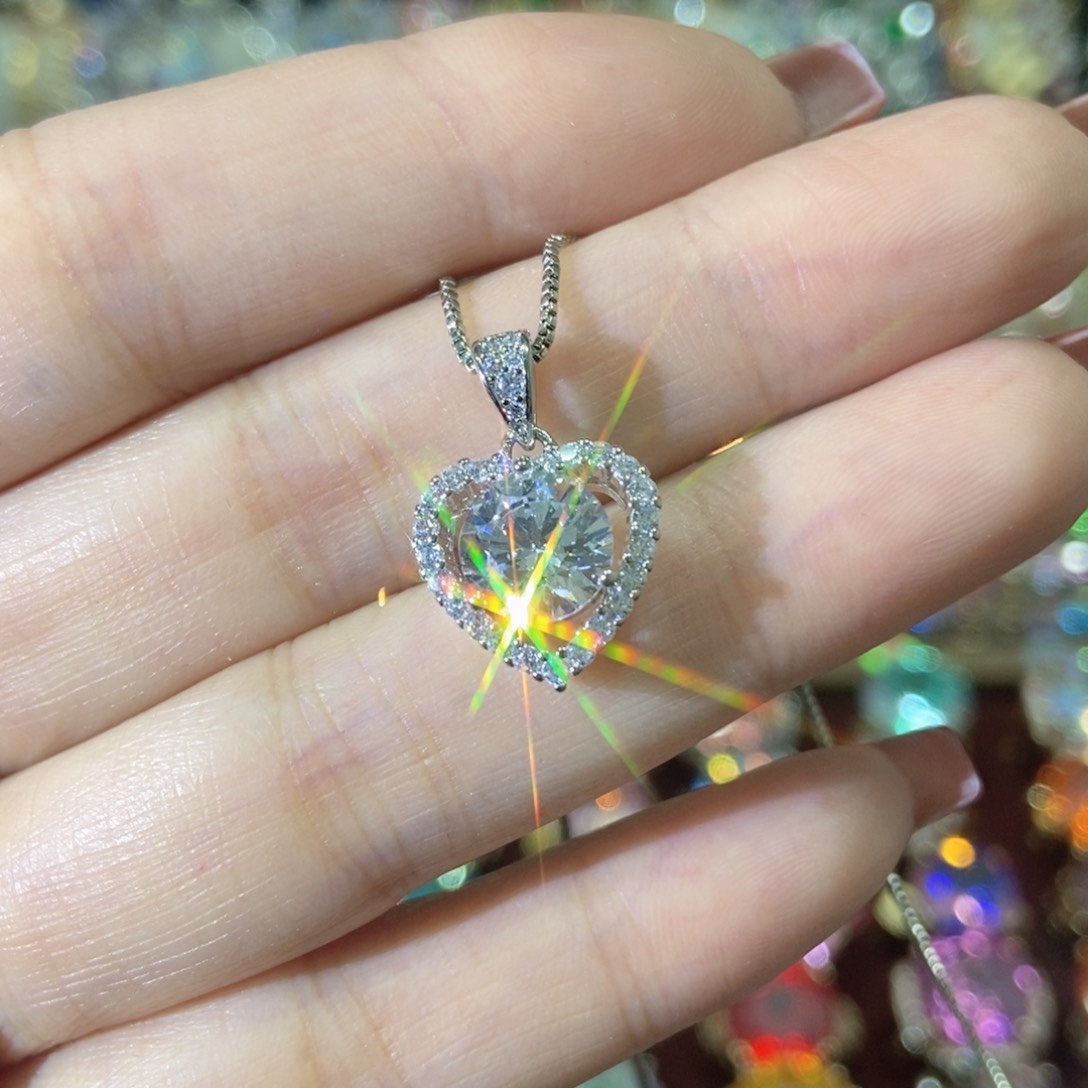66锆石（处理）吊坠
