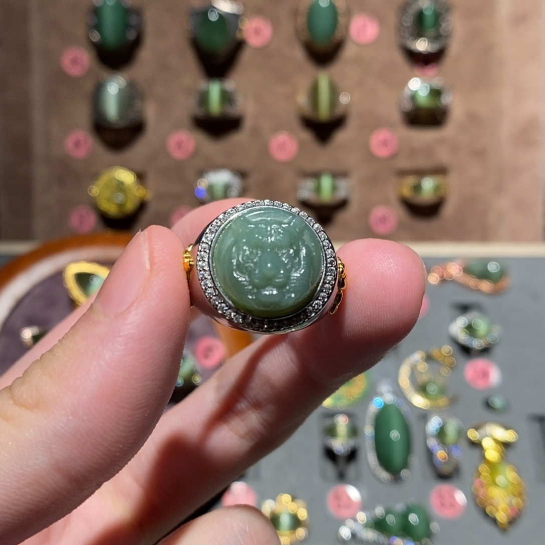 和田玉未镶嵌戒指