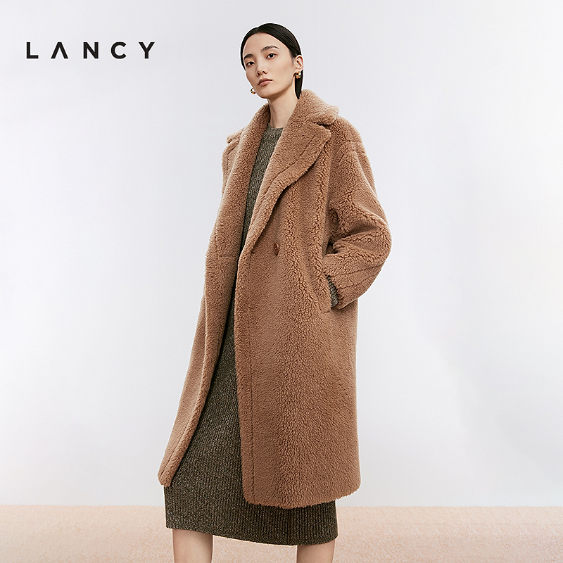 LANCY/朗姿2024冬新款绵羊毛混纺长款羊剪绒大衣女高级感气质外套