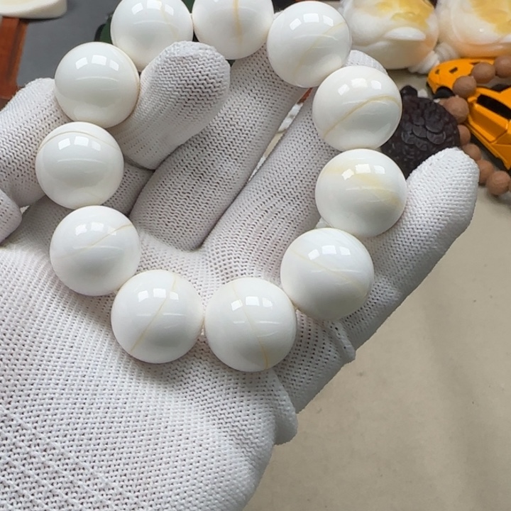 白玉菩提吊坠黄色309