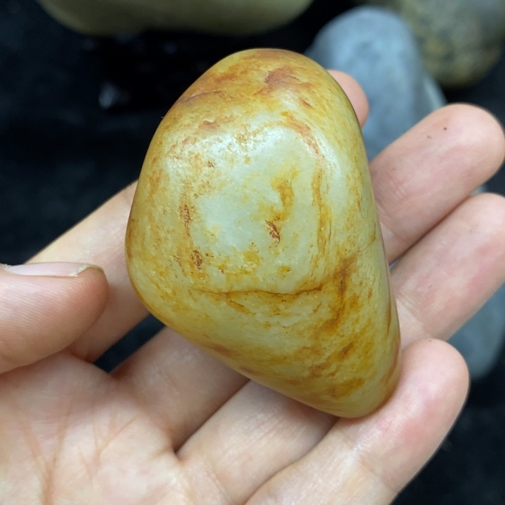 未镶嵌和田玉（糖玉）挂件