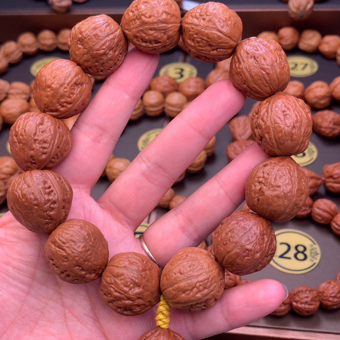 文玩核桃手串24尺寸