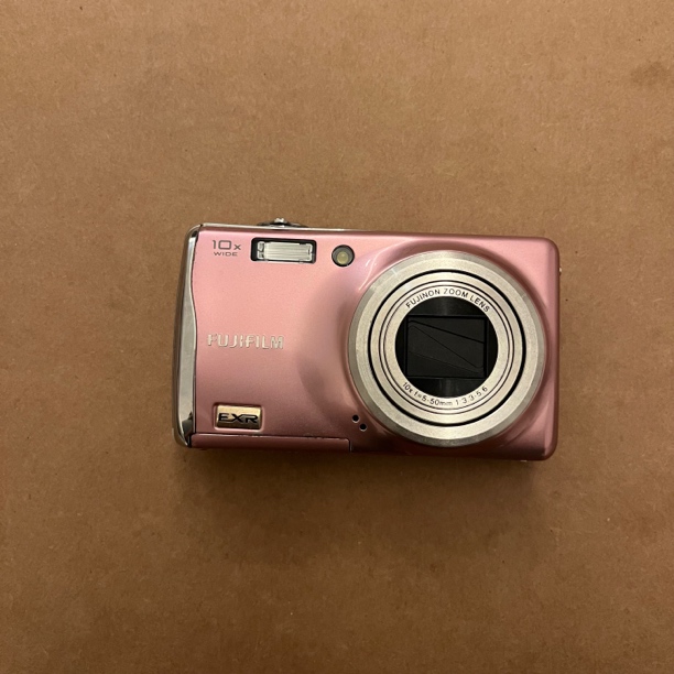 9新 Fujifilm/富士 f70  10倍光学变焦 1200万像素