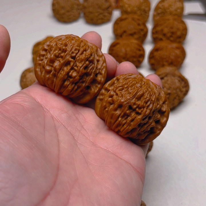 文玩核桃把件富**影四座楼山地楼 边44.5