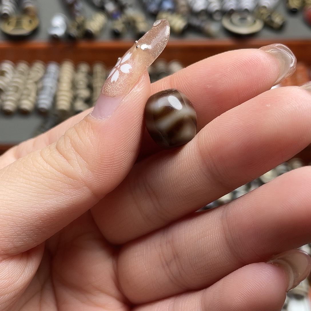 玛瑙/玉髓颈饰未镶嵌糖*子