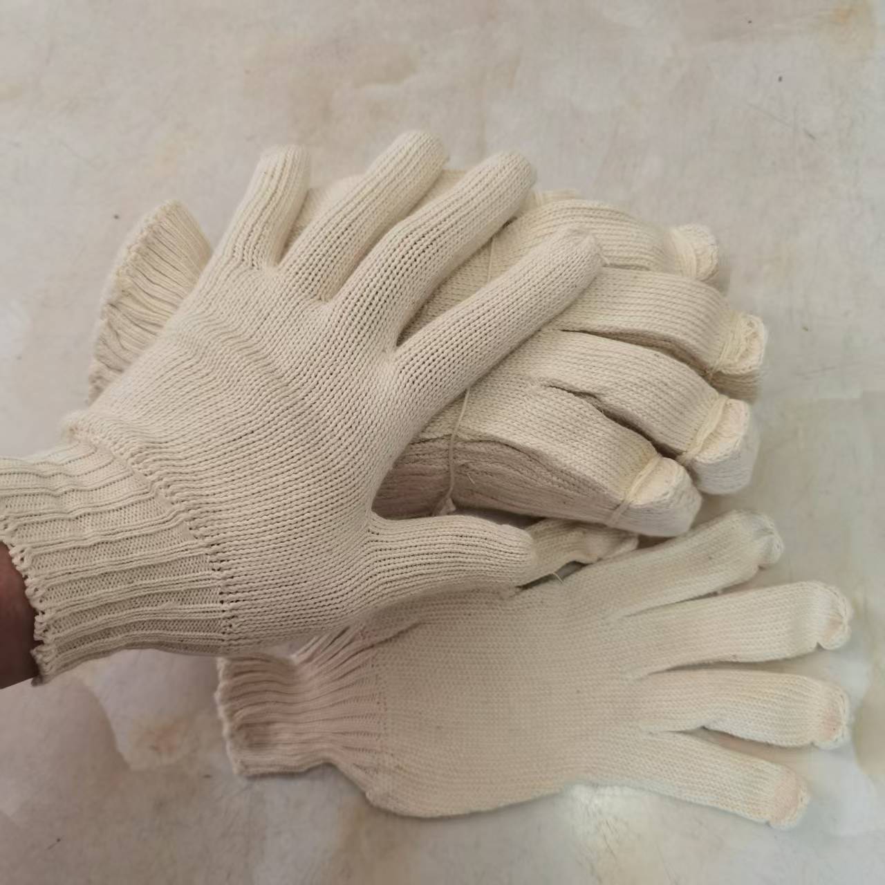 库存老货白色线手套针织户外女士分指加厚骑行保暖冬季骑车防寒